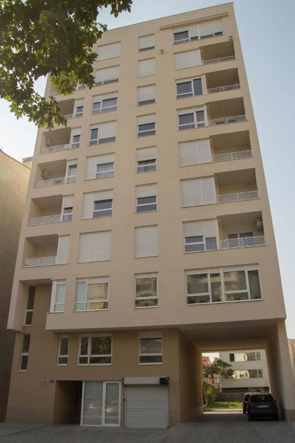 Appartement Stan Na Dan Bella à Banja Luka Extérieur photo